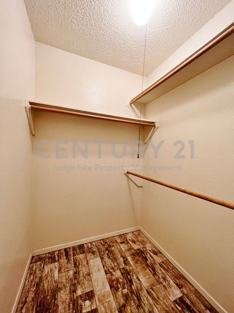 House for rent at 1110 S Rusk St, Weatherford, TX 76086