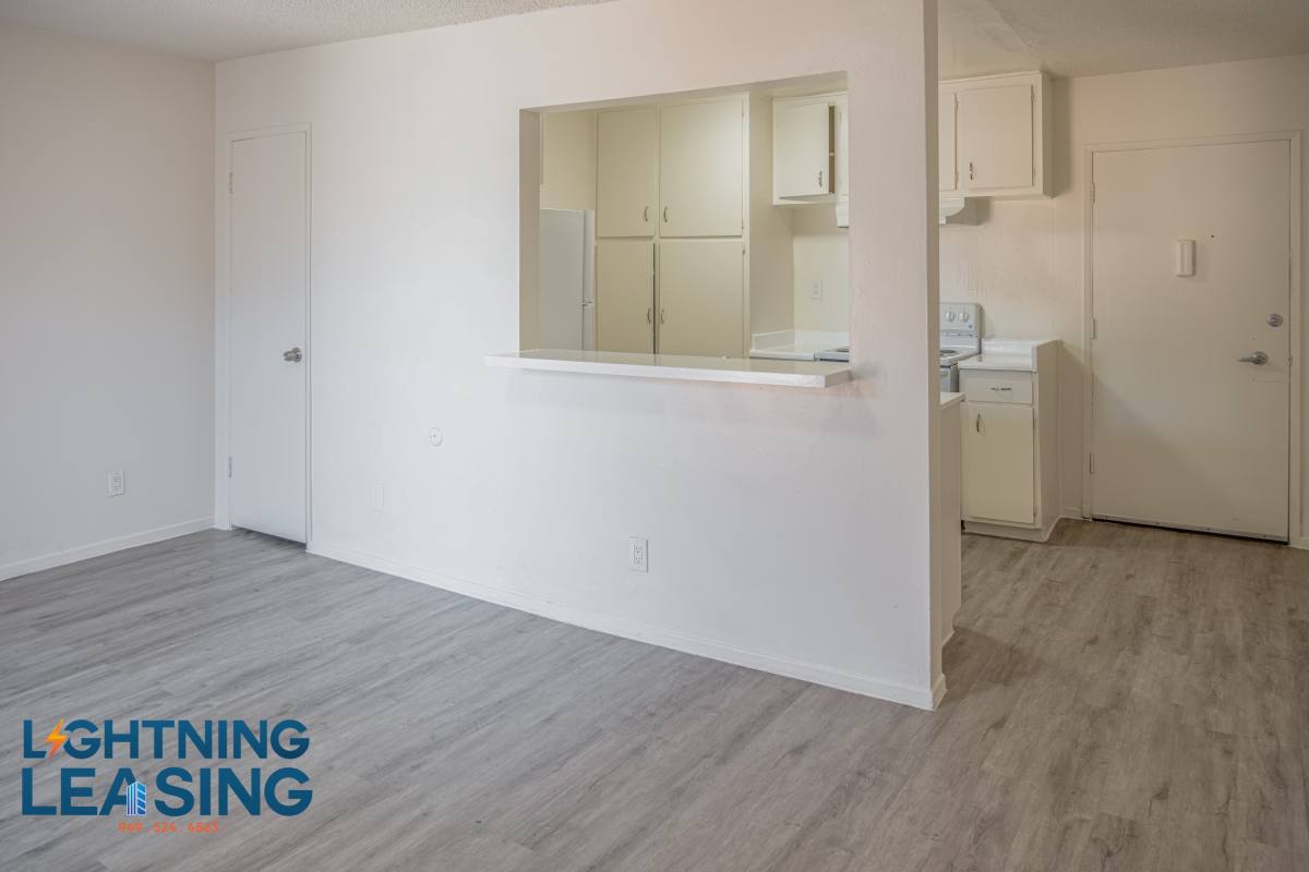 Apartment for rent at 914 1 2 N Wilton Place #304A, Los Angeles, CA 90038