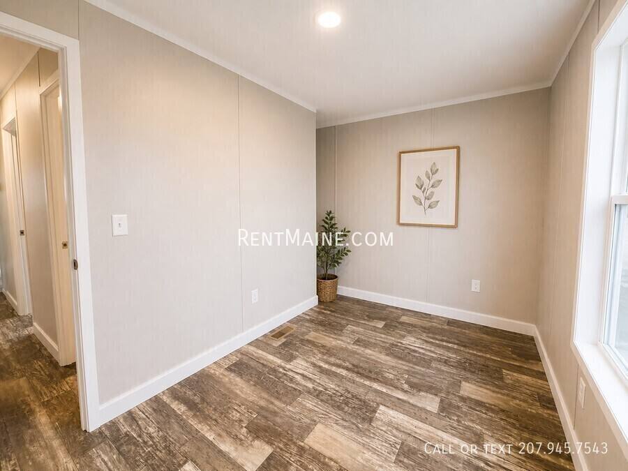Apartment for rent at 131 D St, Pittsfield, ME 04967
