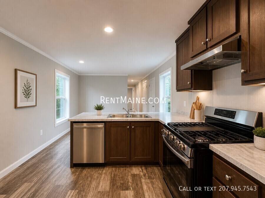 Apartment for rent at 131 D St, Pittsfield, ME 04967