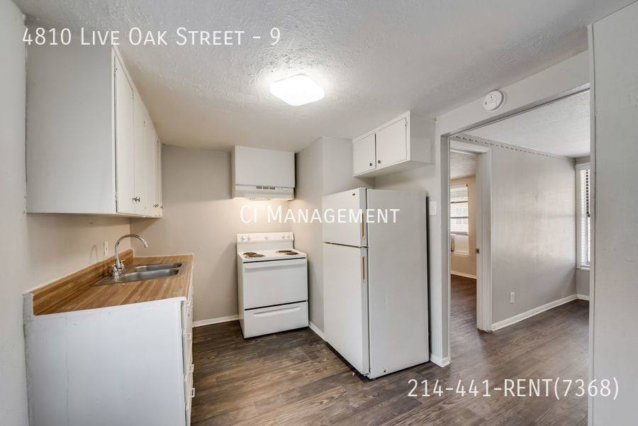 Apartment for rent at 4810 Live Oak St #9, Dallas, TX 75204