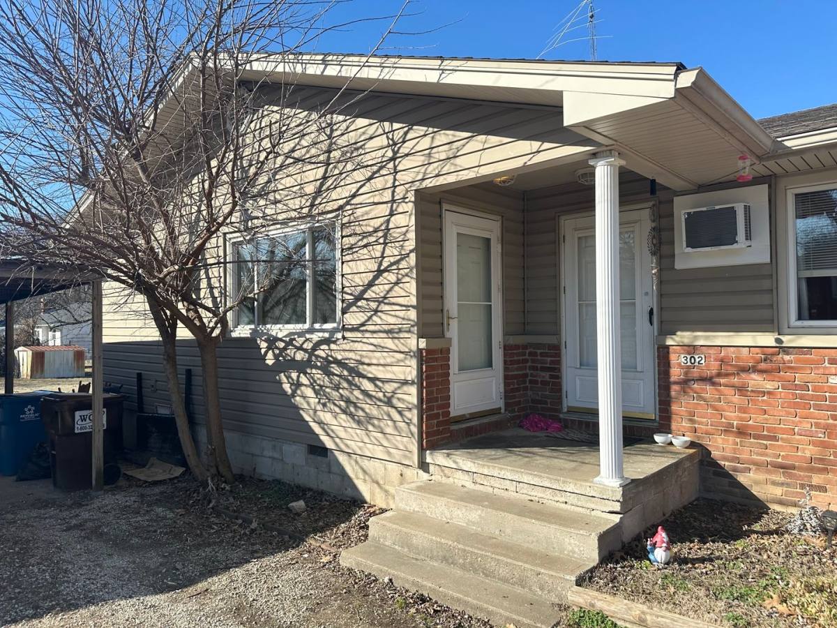 Apartment for rent at 302 E New Melville Rd, Willard, MO 65781