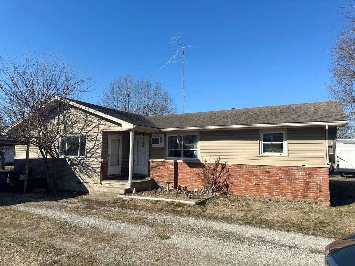 Apartment for rent at 302 E New Melville Rd, Willard, MO 65781