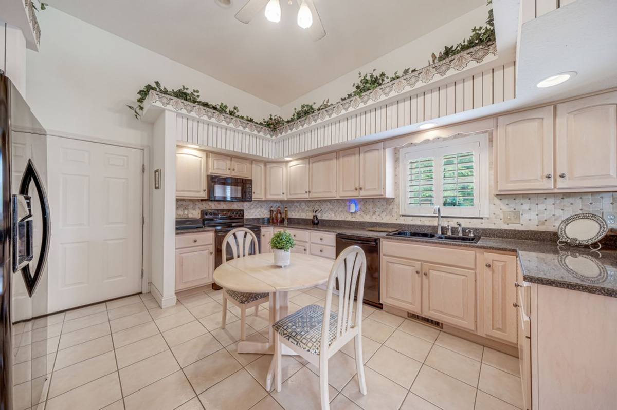 Condo for rent at 2923 Rutherford Dr, Urbana, IL 61802