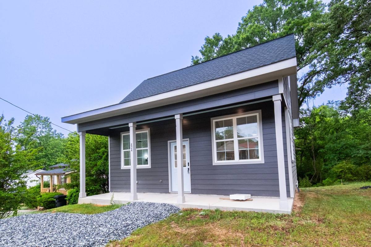 House for rent at 824 Chandler Ave, Burlington, NC 27217