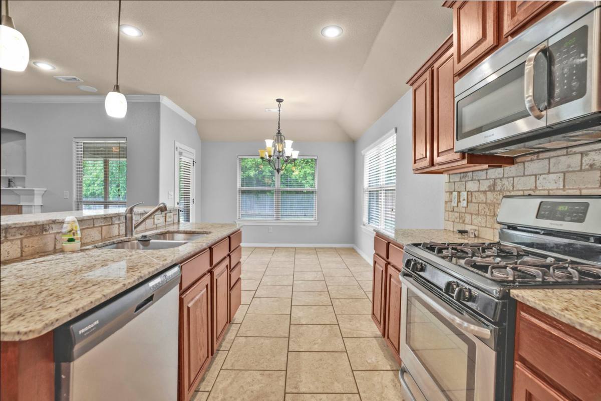 House for rent at 2981 N Raven Lane, Fayetteville, AR 72704