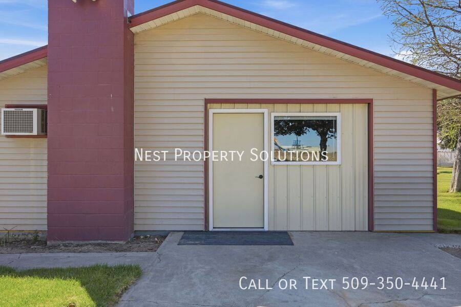 Apartment for rent at 13526 N Frontage Rd, Moses Lake, WA 98837
