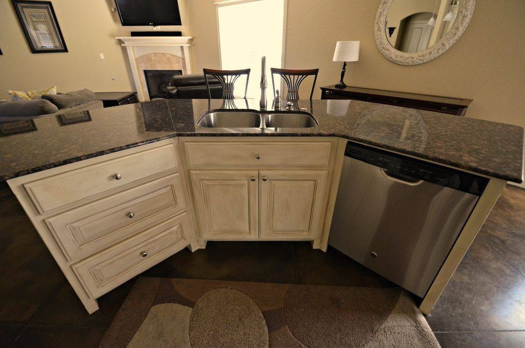 House for rent at 3625 W Mountain View Dr, Fayetteville, AR 72704