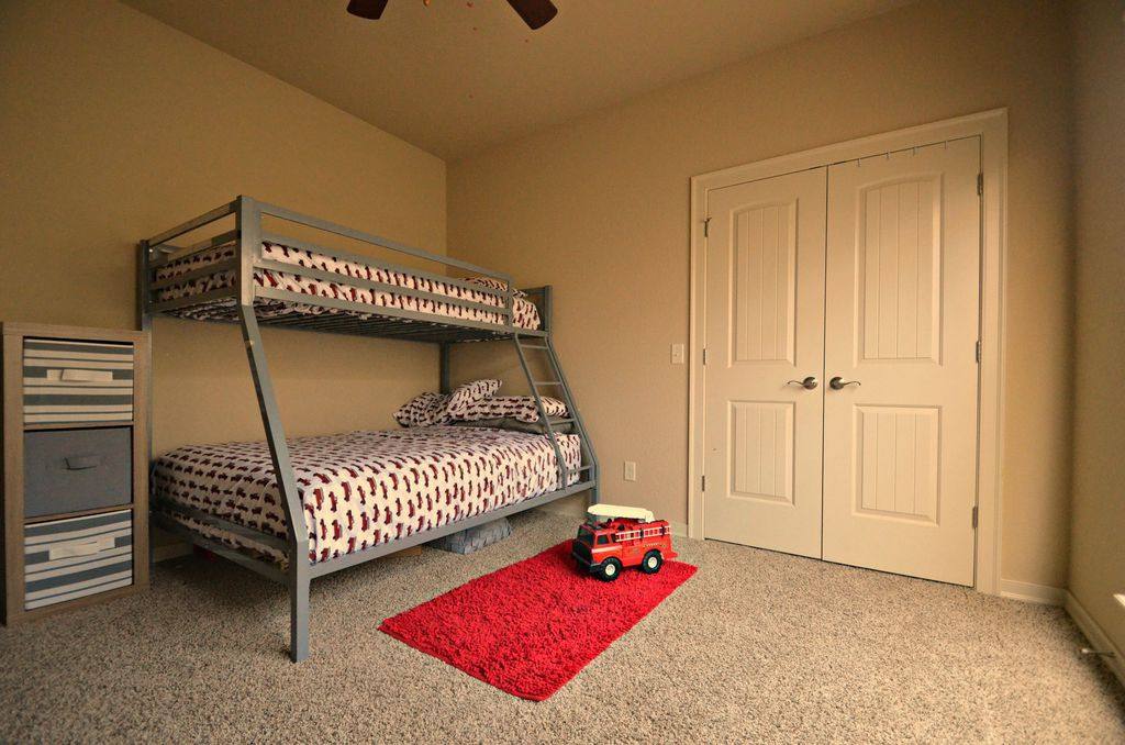 House for rent at 3625 W Mountain View Dr, Fayetteville, AR 72704