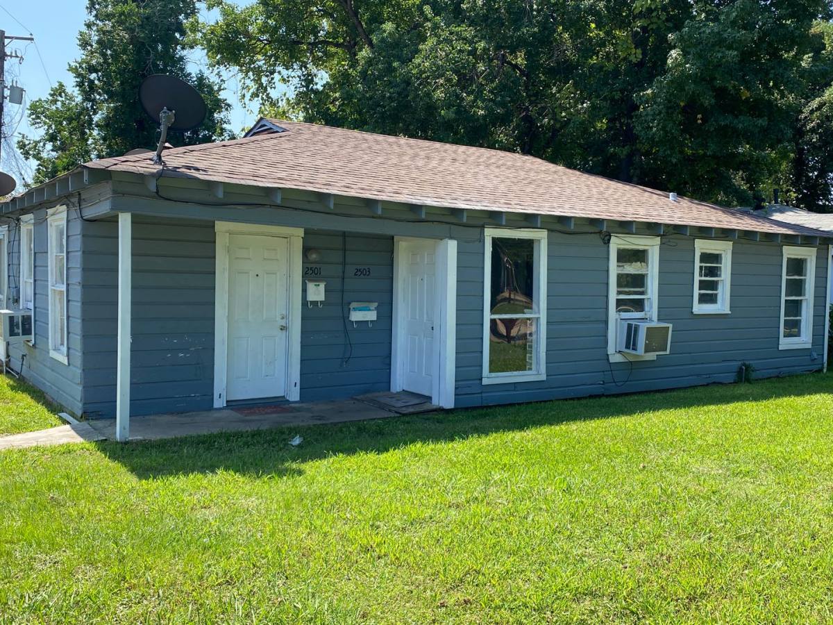 Apartment for rent at 2503 Malcolm St, Shreveport, LA 71108