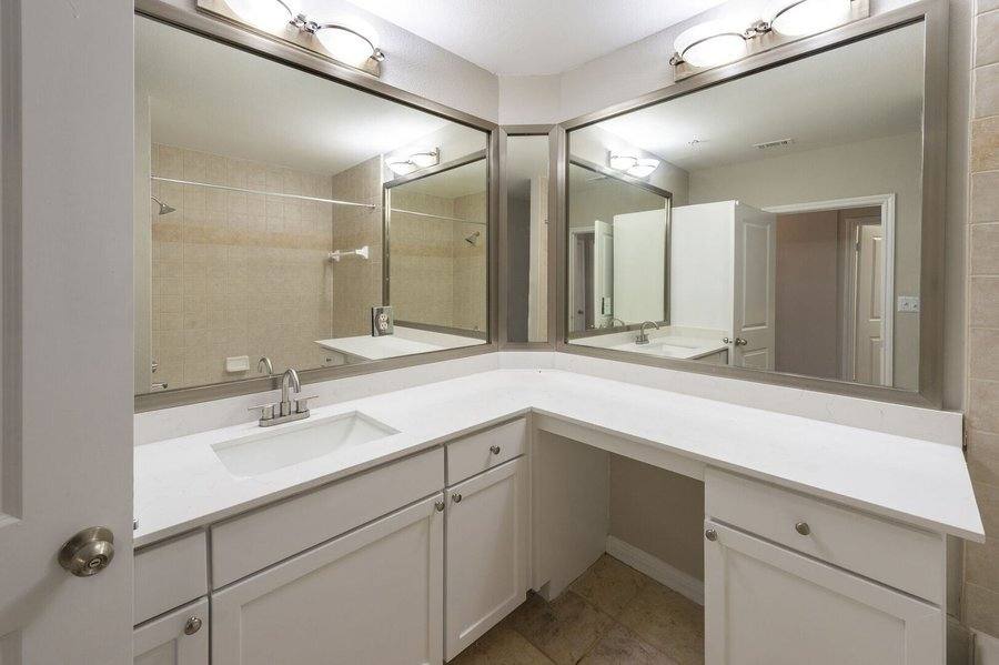 Apartment for rent at 4001 Fannin St #1808, Houston, TX 77004