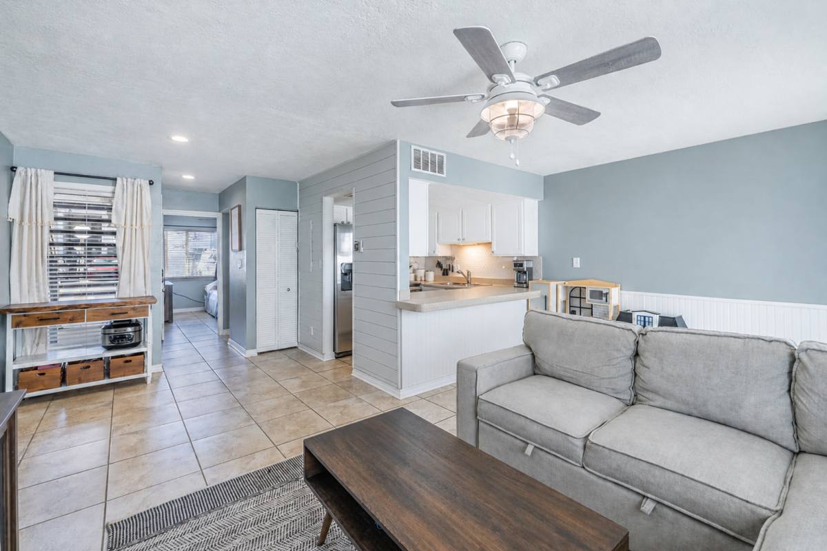 Condo for rent at 101 Old Ferry Rd, Shalimar, FL 32579