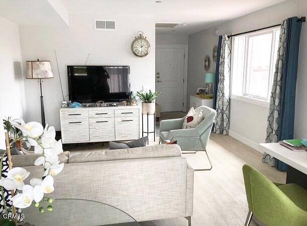 Apartment for rent at 60 S Vinedo Ave #301, Pasadena, CA 91107