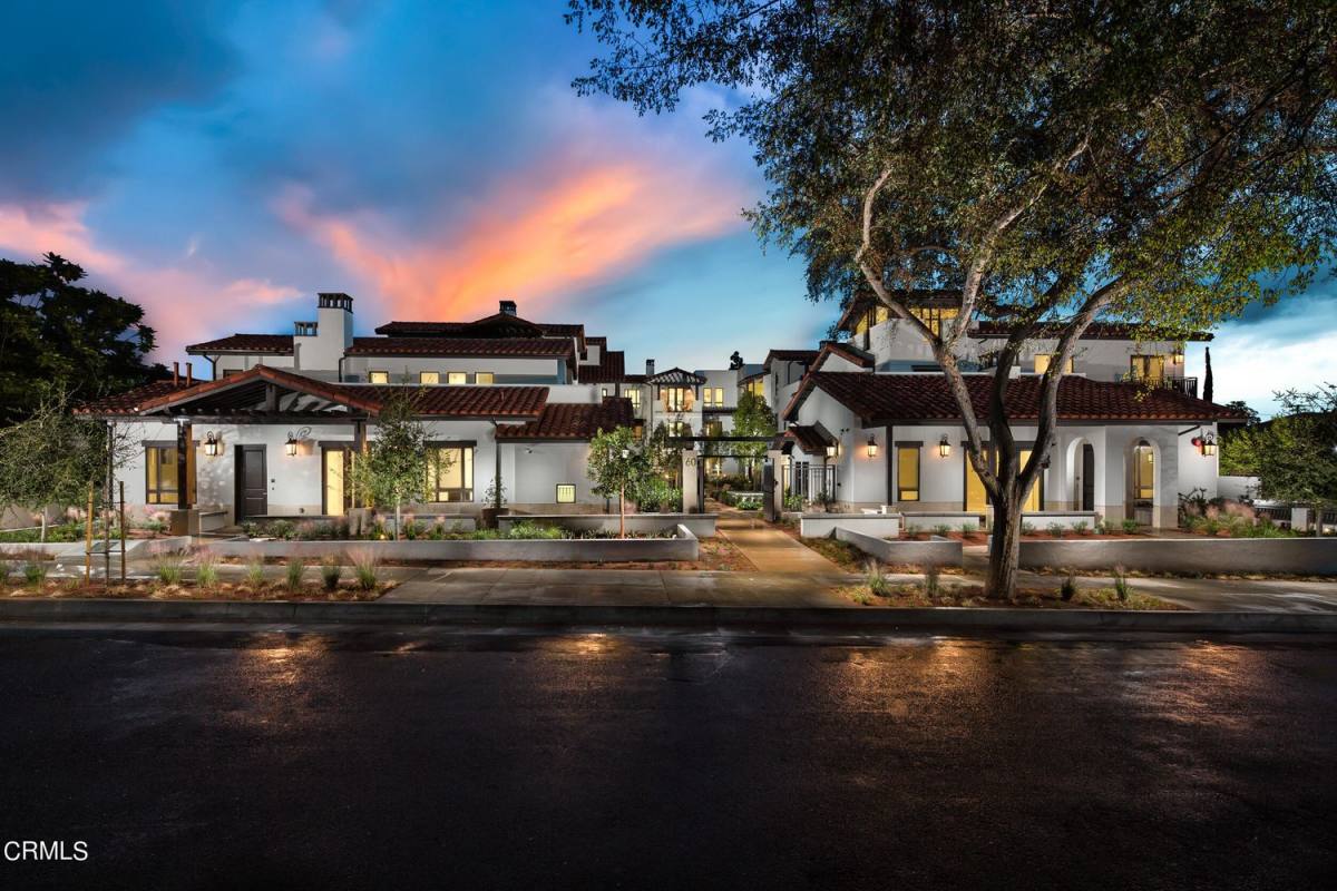 Apartment for rent at 60 S Vinedo Ave #301, Pasadena, CA 91107