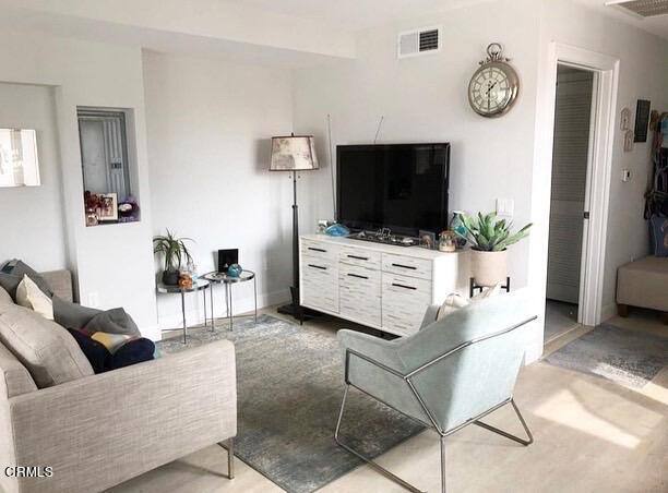 Apartment for rent at 60 S Vinedo Ave #301, Pasadena, CA 91107