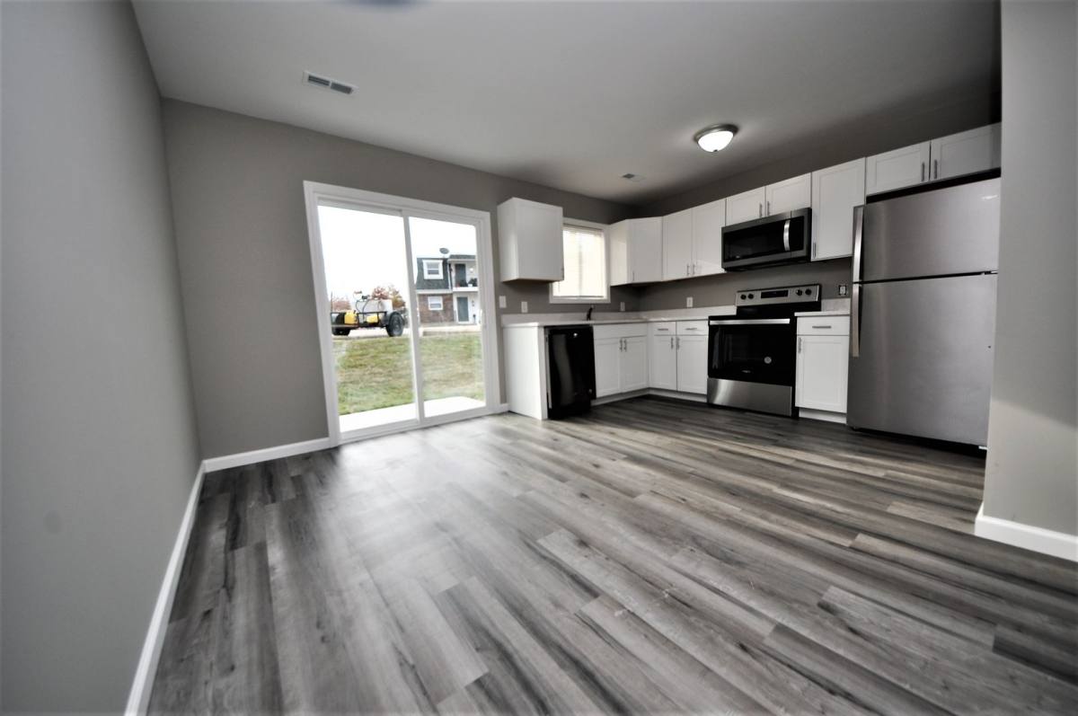 Townhouse for rent at 1056 Arlington Way, Warrenton, MO 63383