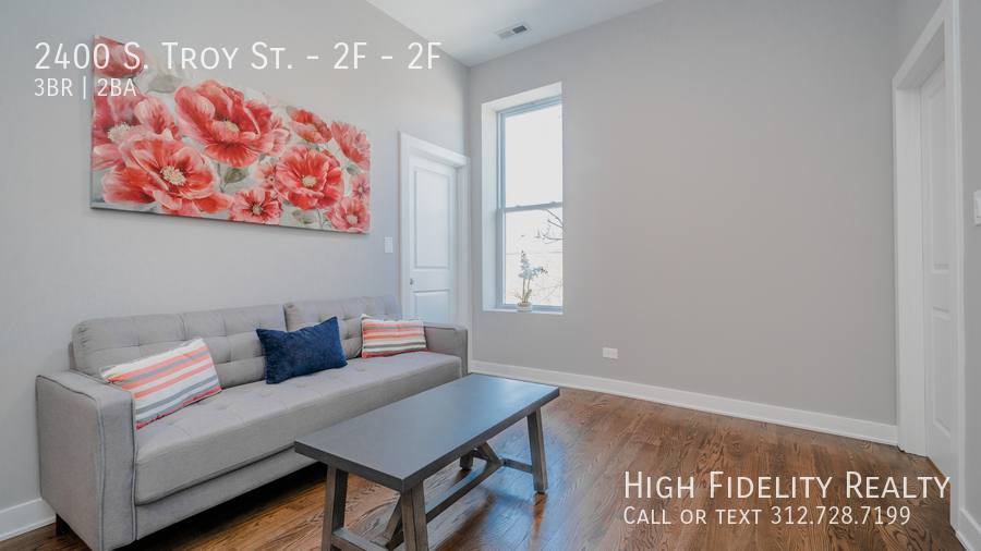 Condo for rent at 2400 S Troy St #2F, Chicago, IL 60623
