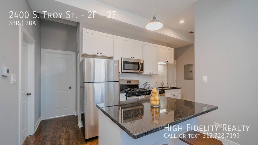 Condo for rent at 2400 S Troy St #2F, Chicago, IL 60623