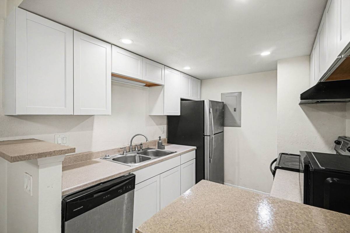 Condo for rent at 18004 E Ohio Ave, Aurora, CO 80017