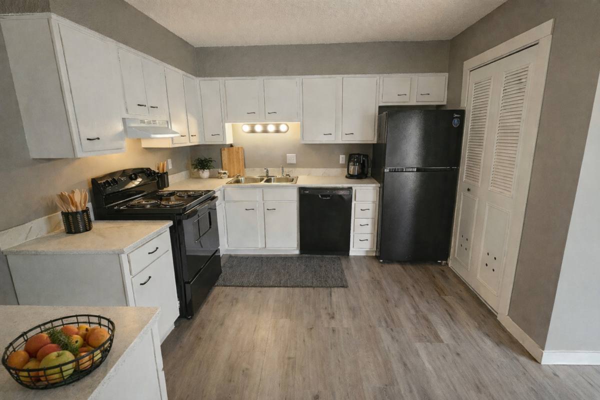 Apartment for rent at 384 Gatewood Rd, Mansfield, OH 44907