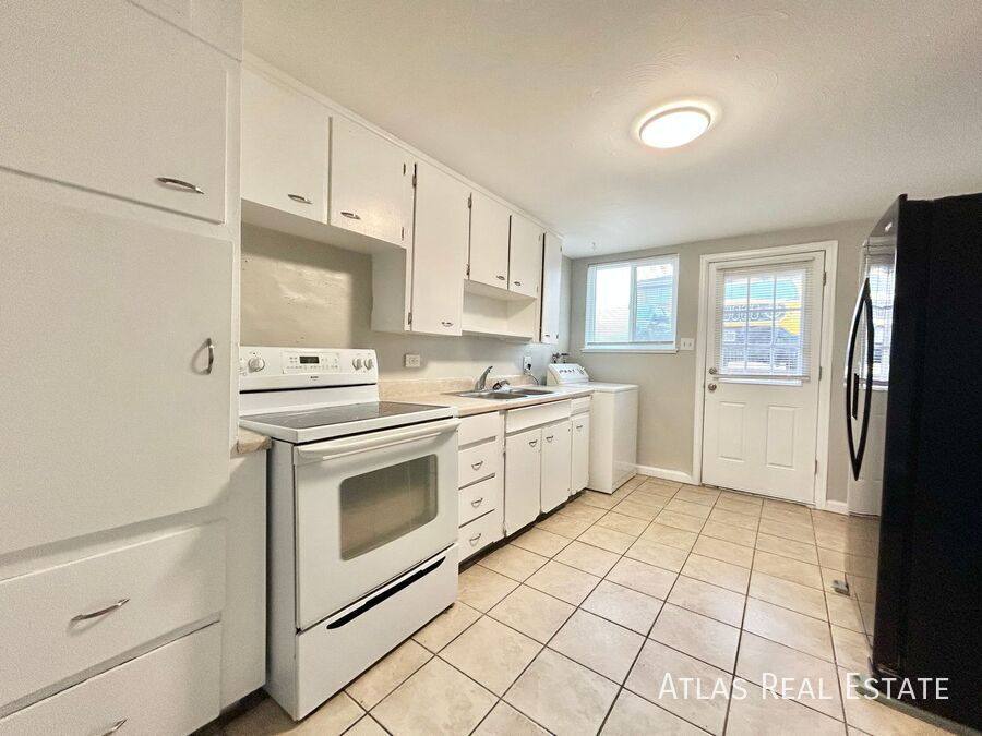 Apartment for rent at 5370 W 3rd Place #5, Denver, CO 80226