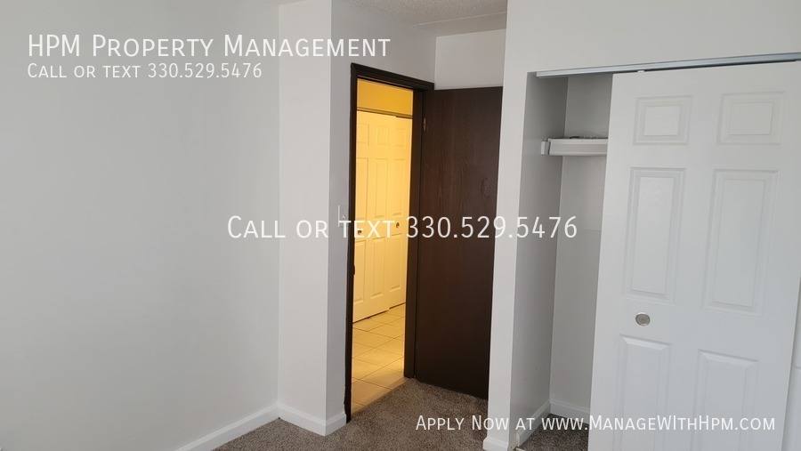 Apartment for rent at 719 E Waterloo Rd #A, Akron, OH 44306