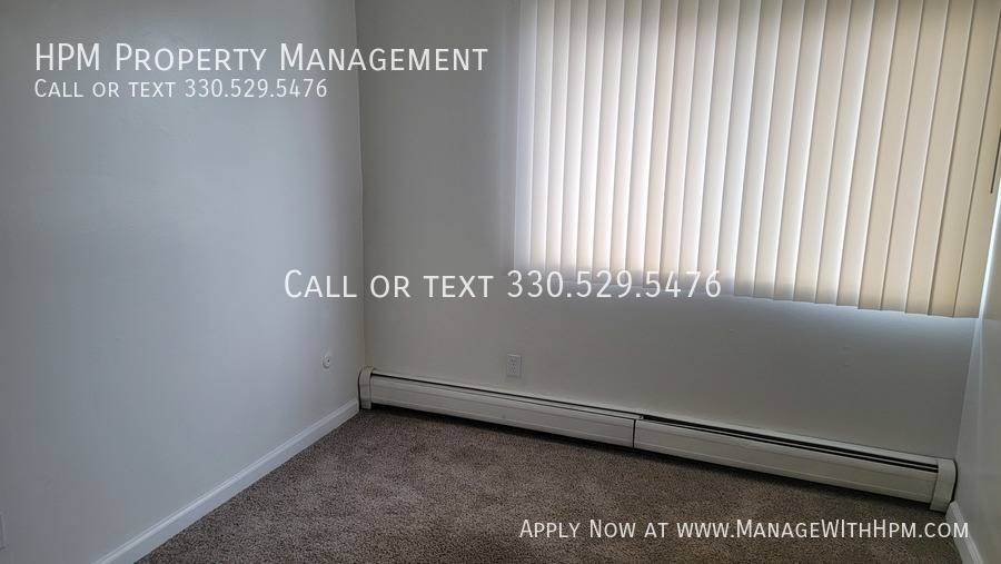 Apartment for rent at 719 E Waterloo Rd #A, Akron, OH 44306