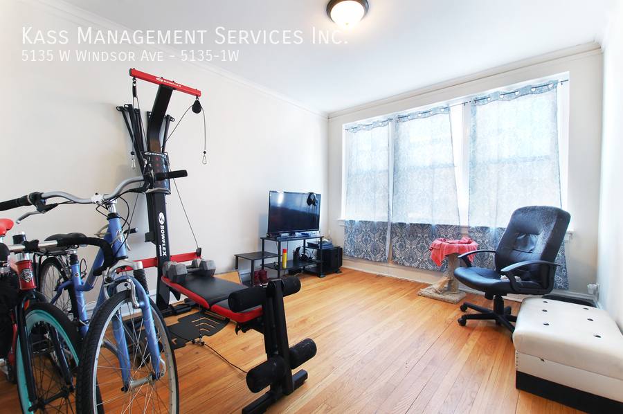 Apartment for rent at 5135 W Windsor Ave #1W, Chicago, IL 60630