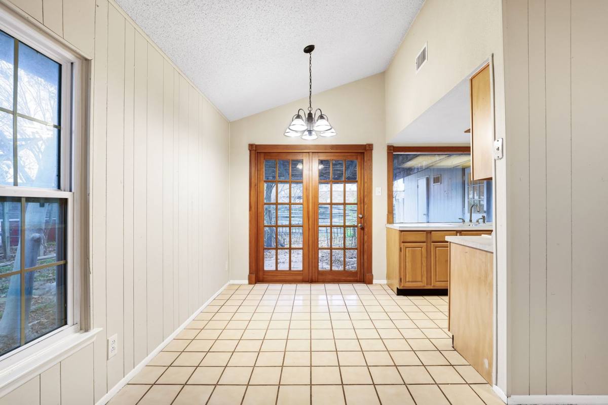 House for rent at 8138 Raritan Dr, San Antonio, TX 78254
