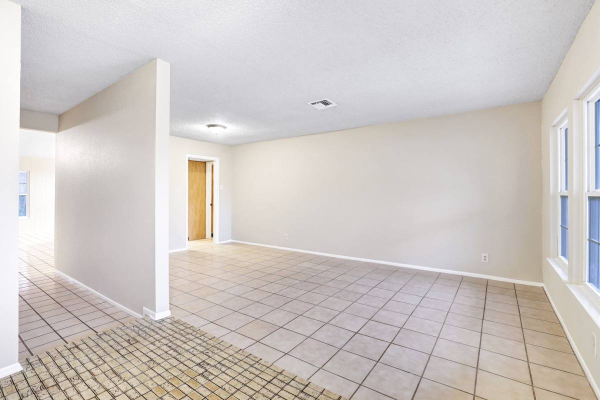 House for rent at 8138 Raritan Dr, San Antonio, TX 78254