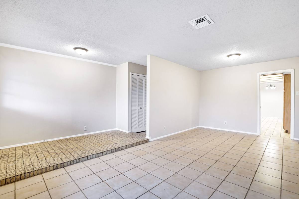 House for rent at 8138 Raritan Dr, San Antonio, TX 78254