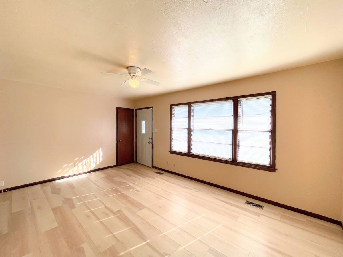 House for rent at 1427 N Harding Ave, Wichita, KS 67208