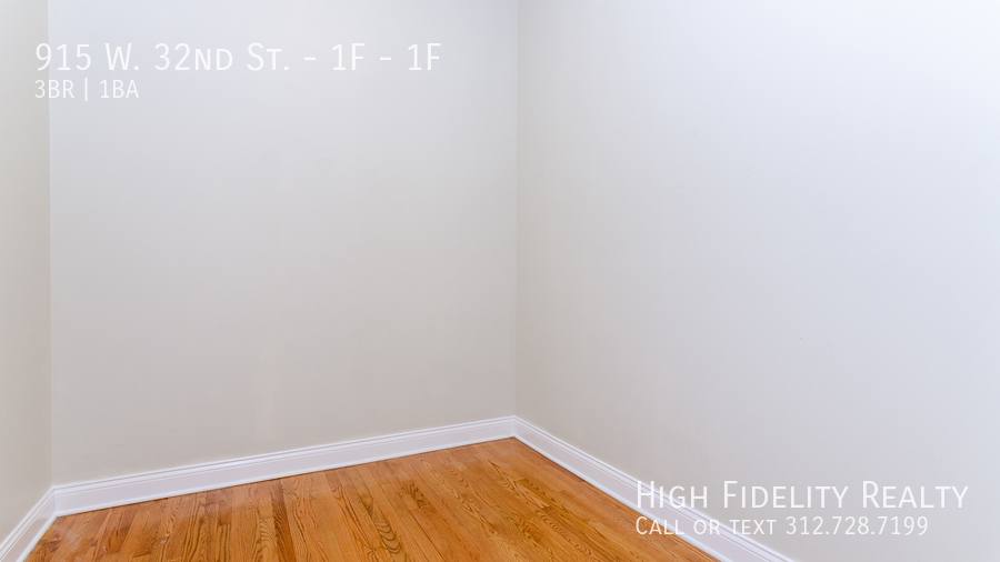 Apartment for rent at 915 W 32nd St #1F, Chicago, IL 60608