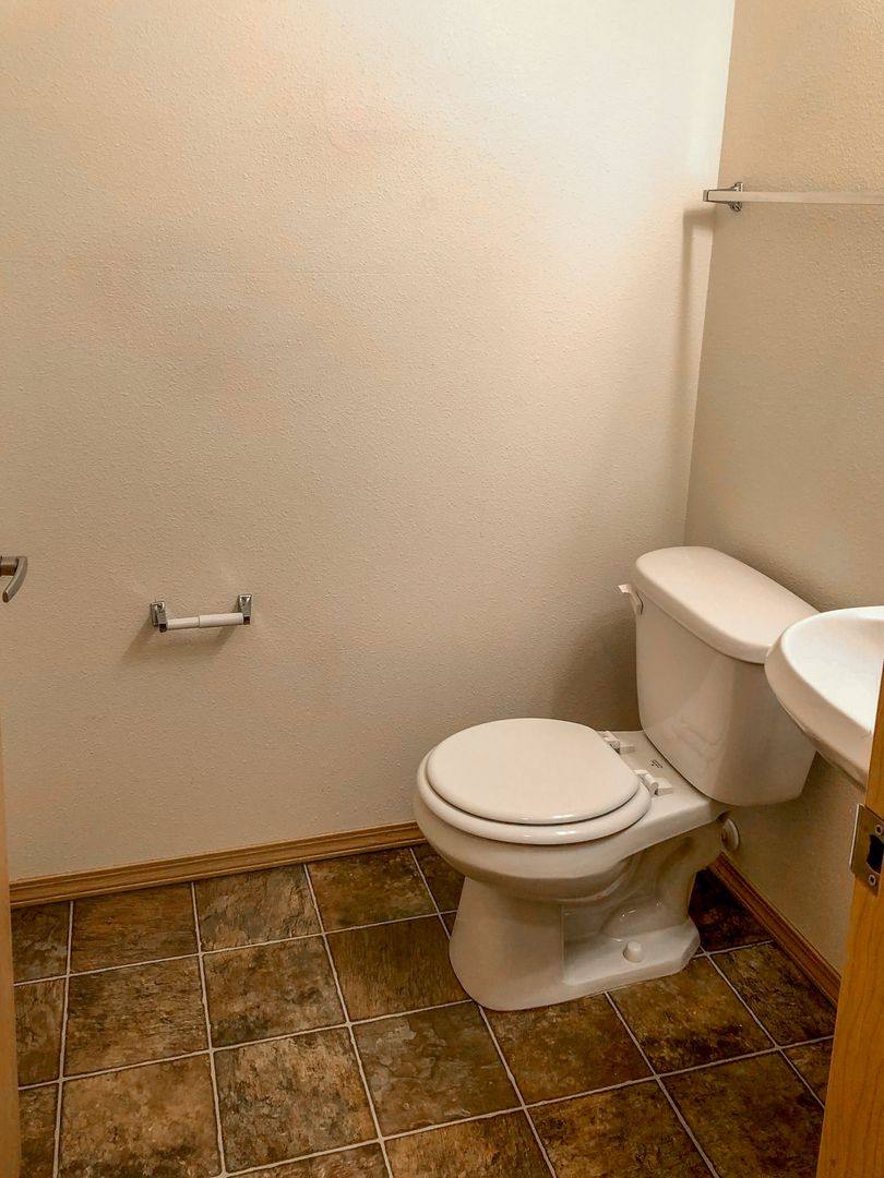 Apartment for rent at 3750-3762 Amber St NE, Salem, OR 97301