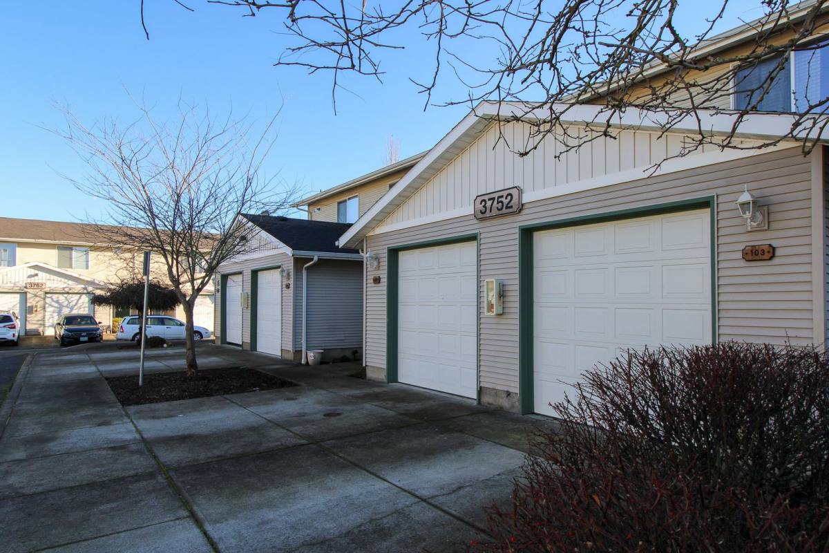 Apartment for rent at 3750-3762 Amber St NE, Salem, OR 97301