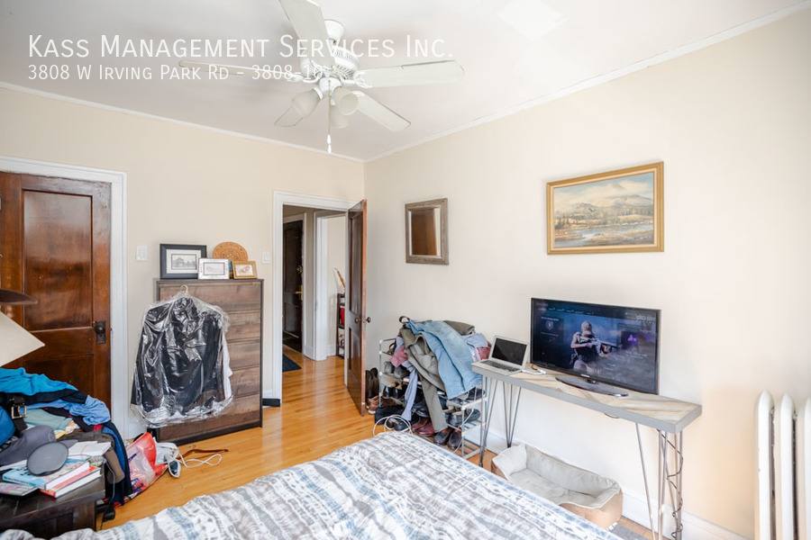 Apartment for rent at 3808 W Irving Park Rd #10, Chicago, IL 60618