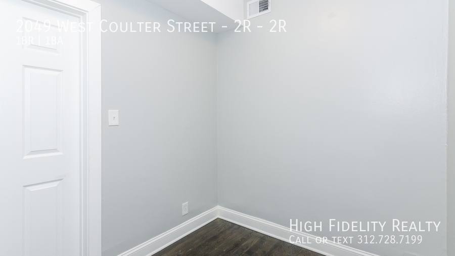 Apartment for rent at 2049 W Coulter St #2R, Chicago, IL 60608