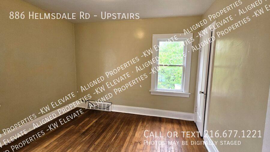 Apartment for rent at 886 Helmsdale Rd #UPSTAIRS, Cleveland, OH 44112