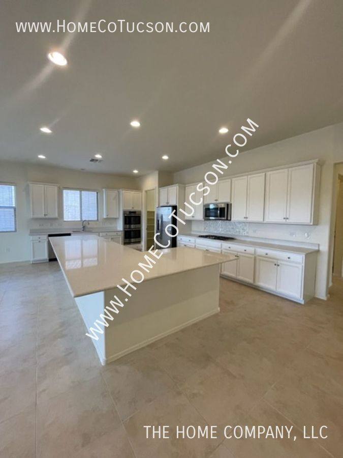 House for rent at 38628 S Running Roses, Tucson, AZ 85739