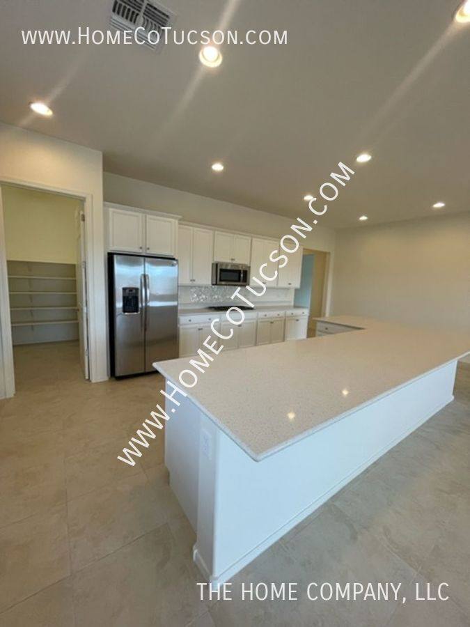 House for rent at 38628 S Running Roses, Tucson, AZ 85739