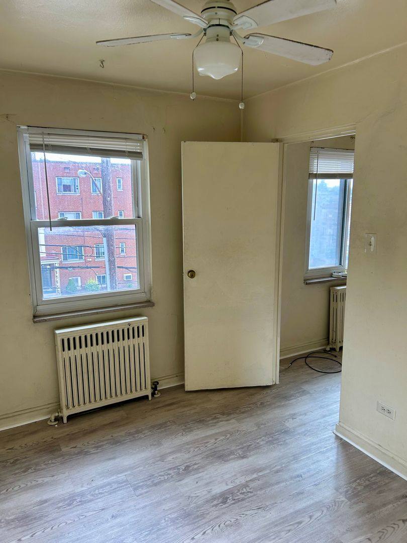 Apartment for rent at 5700 Fifth Ave, Pittsburgh, PA 15232