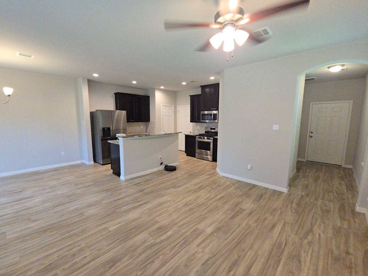 House for rent at 6543 Castle Loch Court, Houston, TX 77048