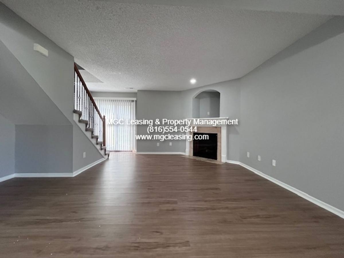 Apartment for rent at 10501-10507 E 46th St, Kansas City, MO 64133