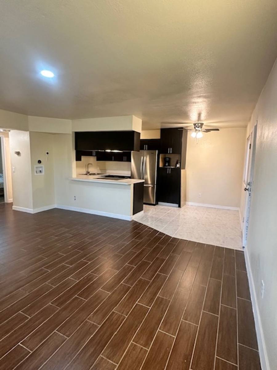 Apartment for rent at 4920 Stanley Ave, Las Vegas, NV 89115