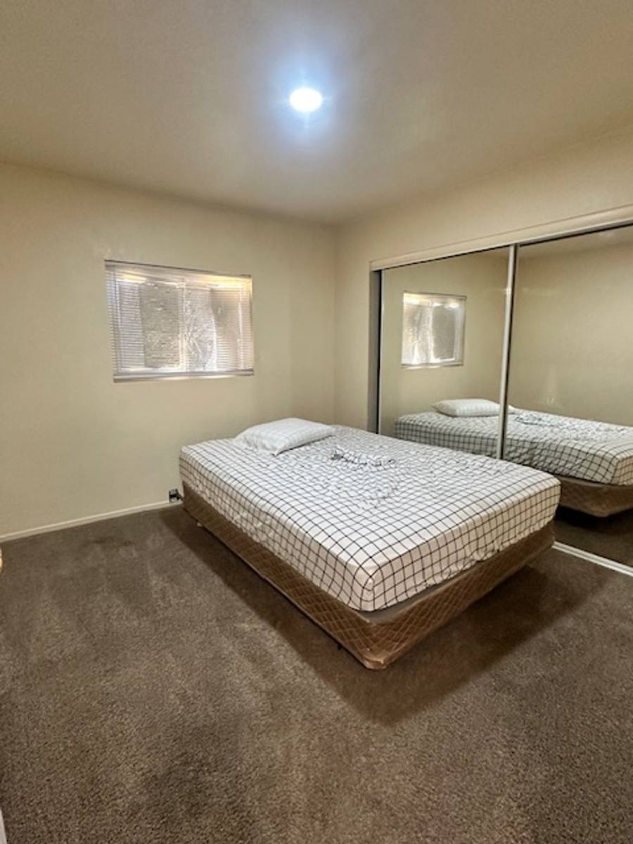 Apartment for rent at 4920 Stanley Ave, Las Vegas, NV 89115