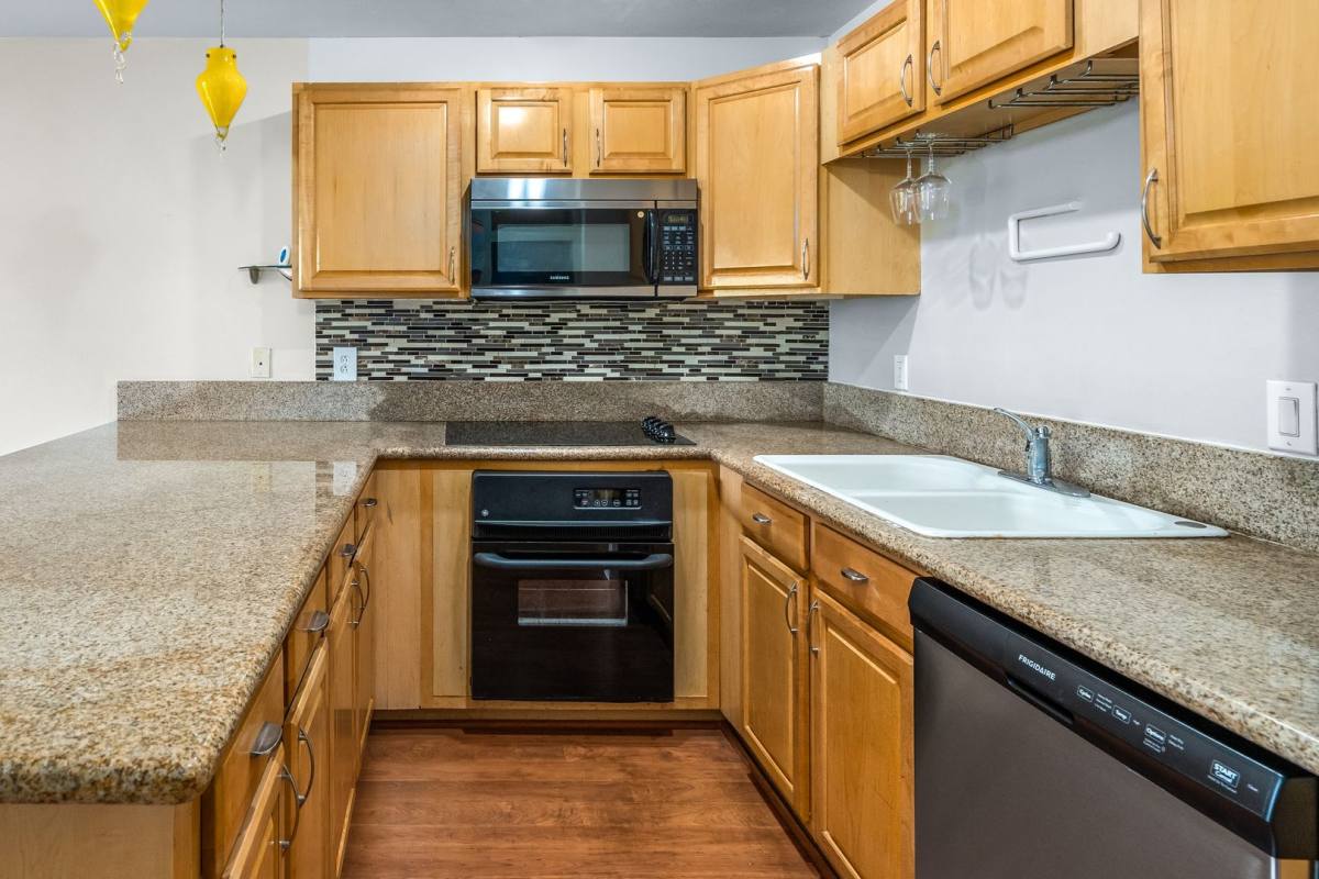 Condo for rent at 3740 Lower Honoapiilani Rd, Lahaina, HI 96761
