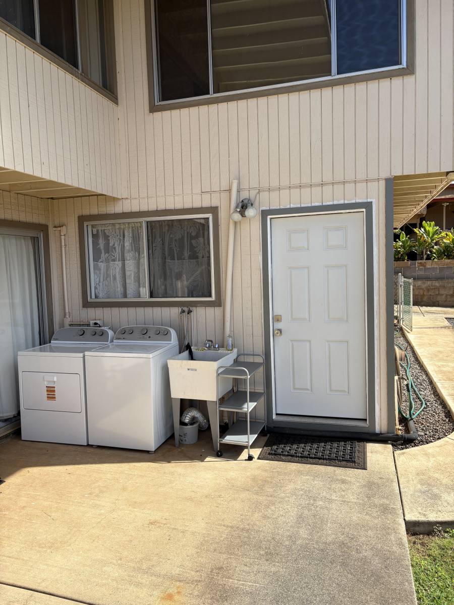 House for rent at 2762 Iolani St, Makawao, HI 96768