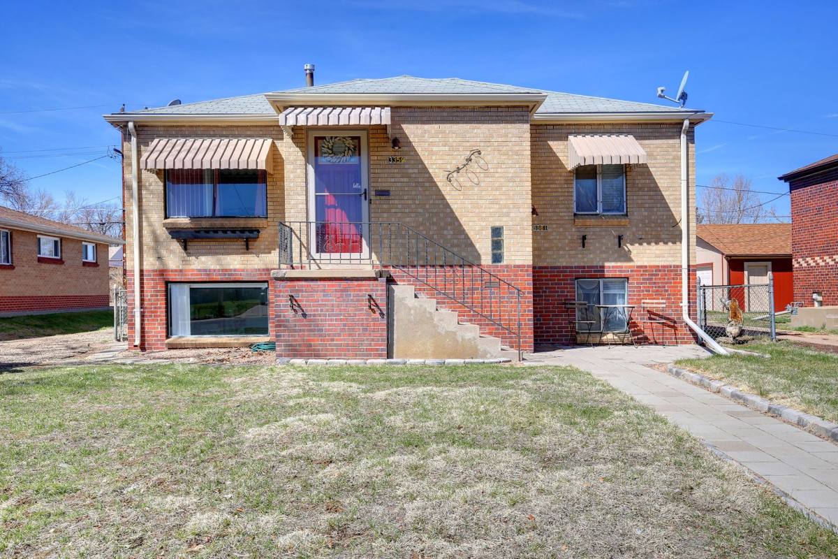Apartment for rent at 3361 Leyden St, Denver, CO 80207