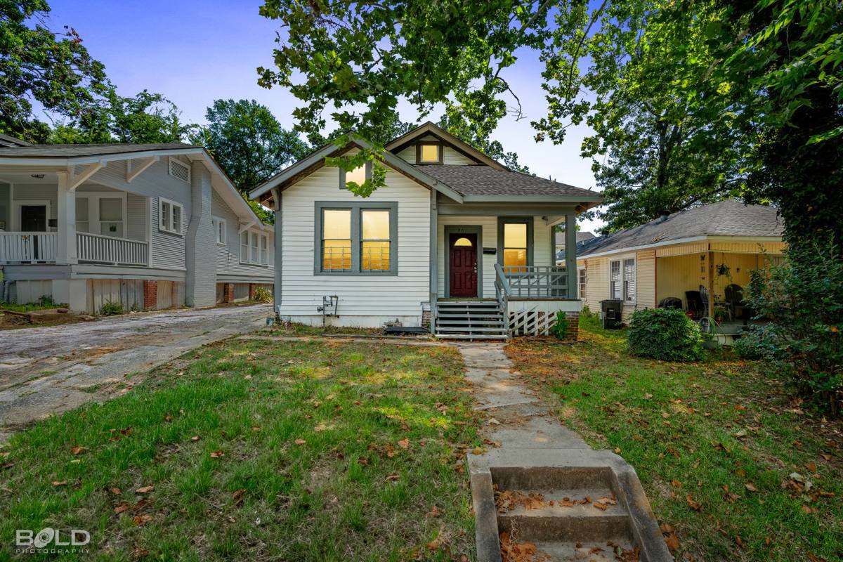 House for rent at 315 Robinson Place, Shreveport, LA 71104