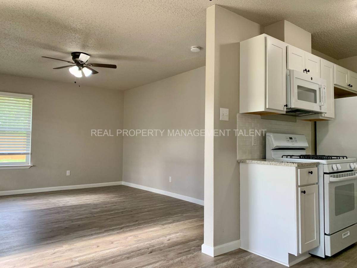 House for rent at 318 N Waco St, Mart, TX 76664